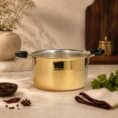 Peetalya Brass Doodh Patila (Milk Vessel)